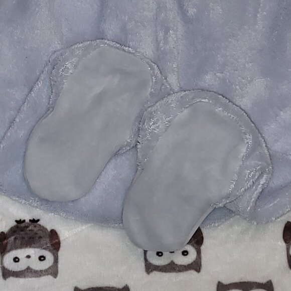 ❄️ 0-3m | Fuzzy Footie Pants - Picture 2 of 5